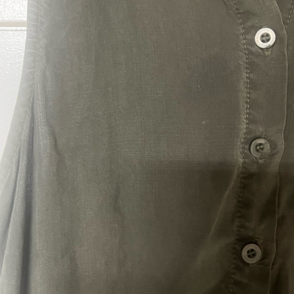 Green romper - Picture 2 of 3